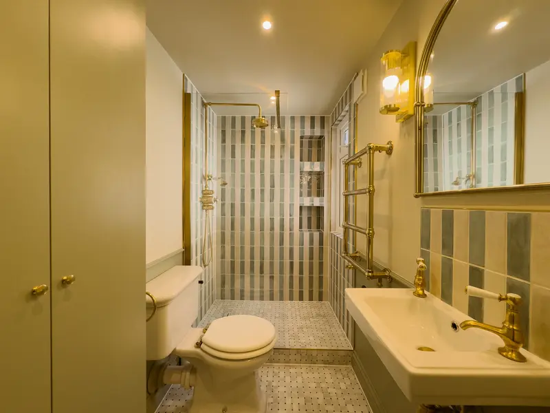 Bathroom renovation completed by A&G Renovations in Walworth, London